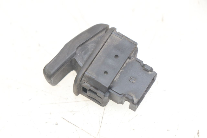 photo de INTERRUPTOR DE ARRANQUE PIAGGIO VESPA LXV 125 (2006 - 2009)