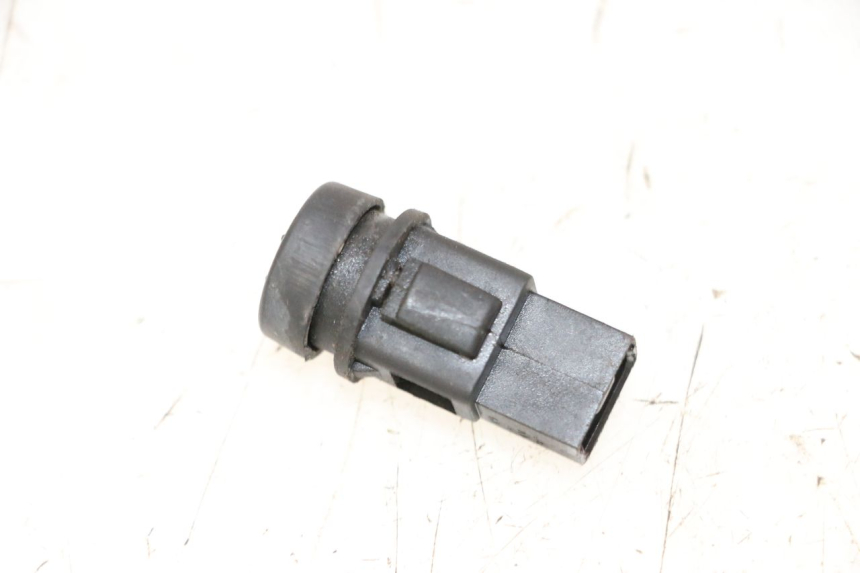 photo de INTERRUPTOR DE ARRANQUE PIAGGIO XEVO - X EVO 125 (2007 - 2016)