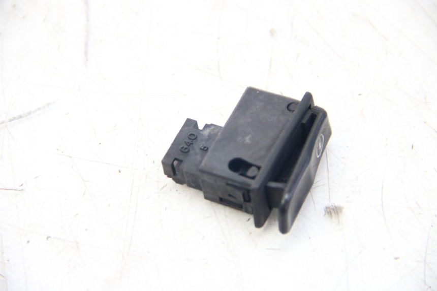 photo de INTERRUPTOR DE ARRANQUE YAMAHA XMAX X-MAX 125 (2006 - 2009)