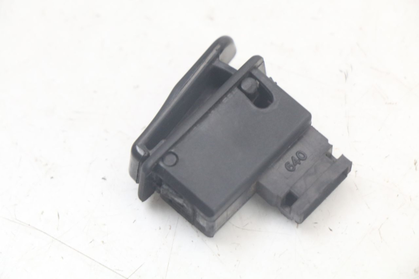 photo de INTERRUPTOR DE ARRANQUE YAMAHA XMAX X-MAX 125 (2006 - 2009)