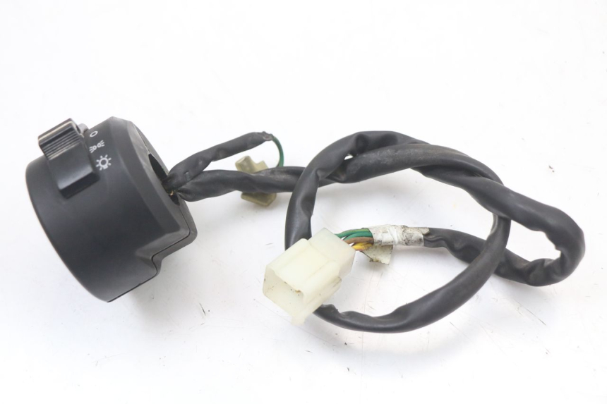 photo de CONMUTADOR DERECHA DAELIM A-FOUR 2T 50 (2005 - 2012)