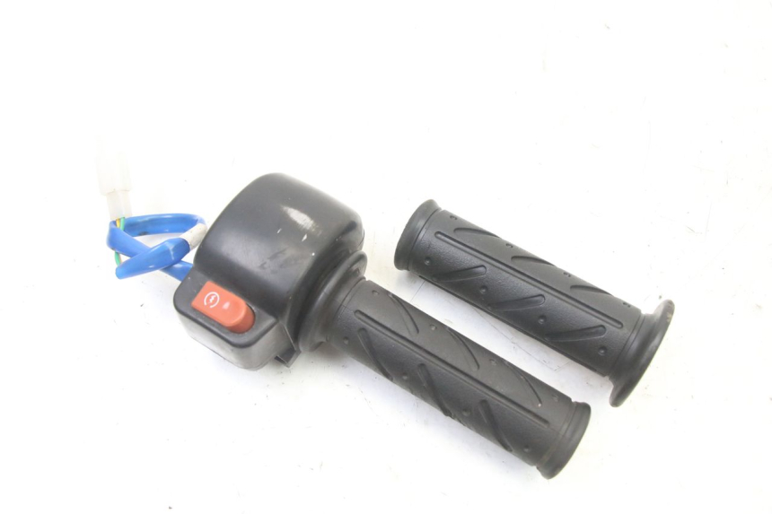 photo de INTERRUPTOR DERECHO KYMCO AGILITY 4T 50 (2018 - 2022)