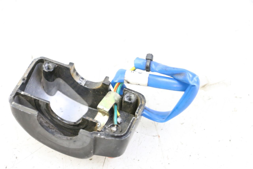 photo de INTERRUPTOR DERECHO KYMCO AGILITY 4T 50 (2018 - 2022)