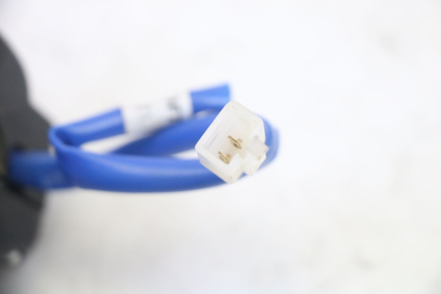 photo de INTERRUPTOR DERECHO KYMCO AGILITY 4T 50 (2018 - 2022) - Marcados y referencias originales