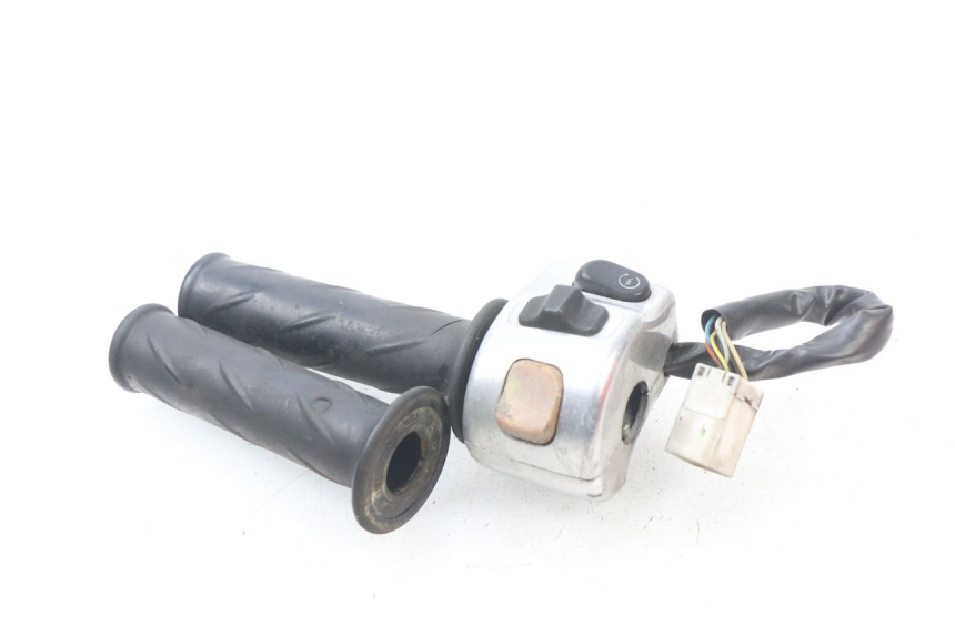 photo de CONMUTADOR DERECHA PIAGGIO BEVERLY 125 (1998 - 2005)