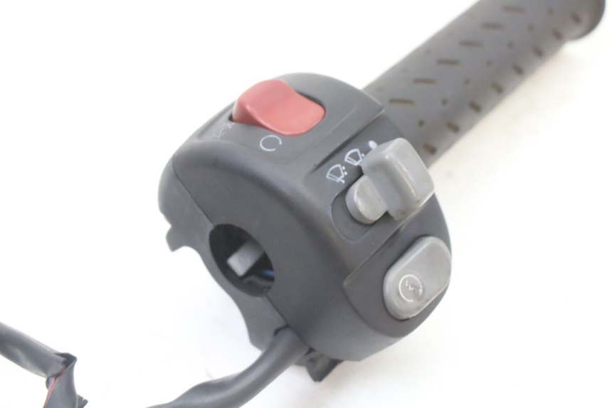 photo de INTERRUPTOR DERECHO BMW C1 125 (2000 - 2003)