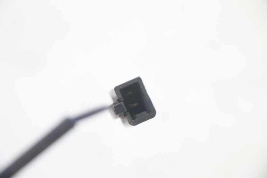 photo de INTERRUPTOR DERECHO MBK BOOSTER SPIRIT 50 (2004 - 2017) - Estado de la superficie y material