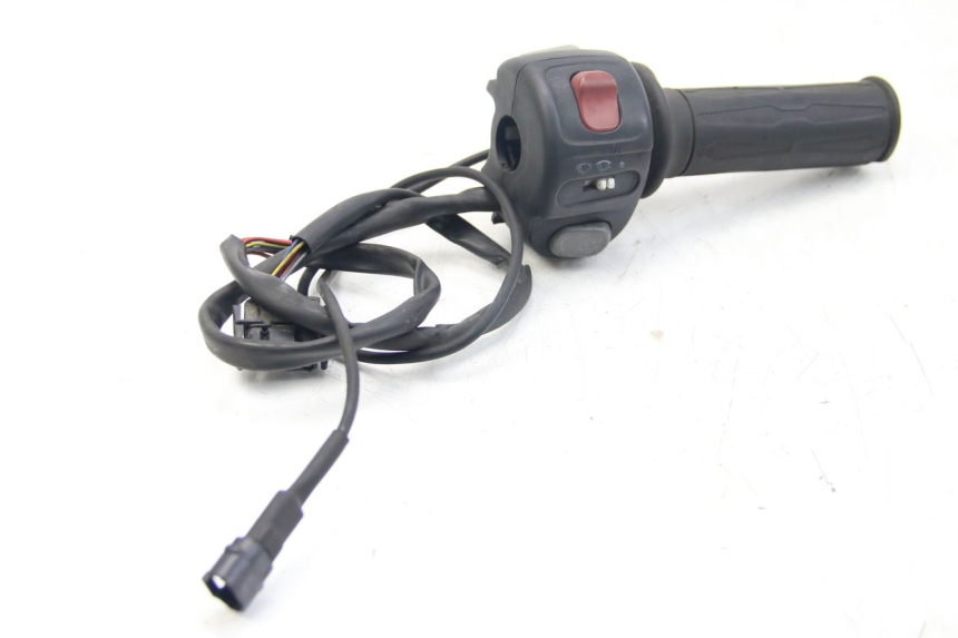 photo de INTERRUPTOR DERECHO BMW C1 125 (2000 - 2003)