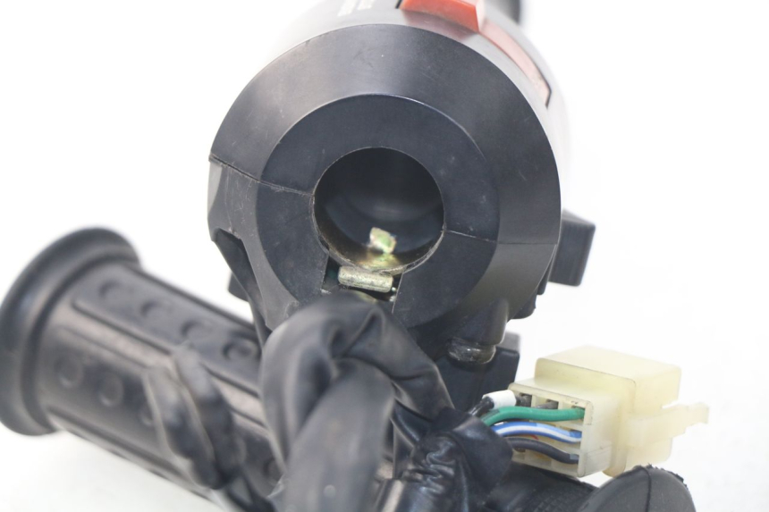 photo de INTERRUPTOR DERECHO HONDA CA REBEL 125 (1995 - 2001)