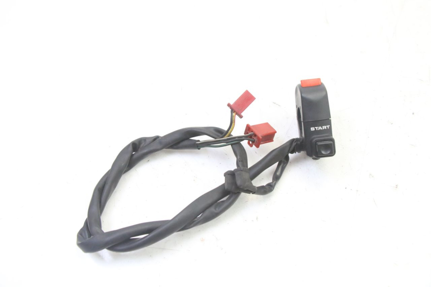 photo de INTERRUPTOR DERECHO HONDA CBR RR FIREBLADE 900 (1992 - 1994)