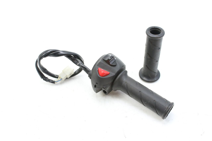 photo de INTERRUPTOR DERECHO PEUGEOT CITYSTAR 125 (2011 - 2017)