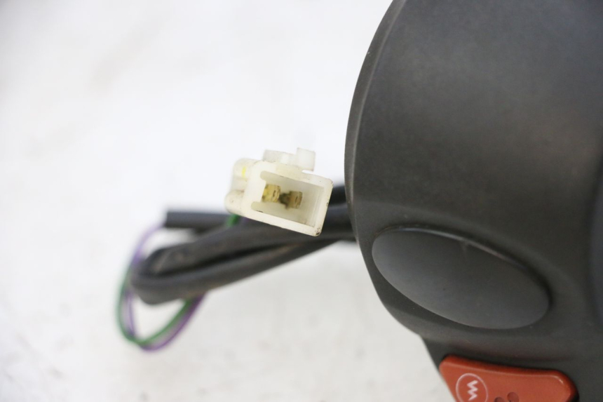photo de INTERRUPTOR DERECHO PEUGEOT CITYSTAR 50 (2013 - 2017)