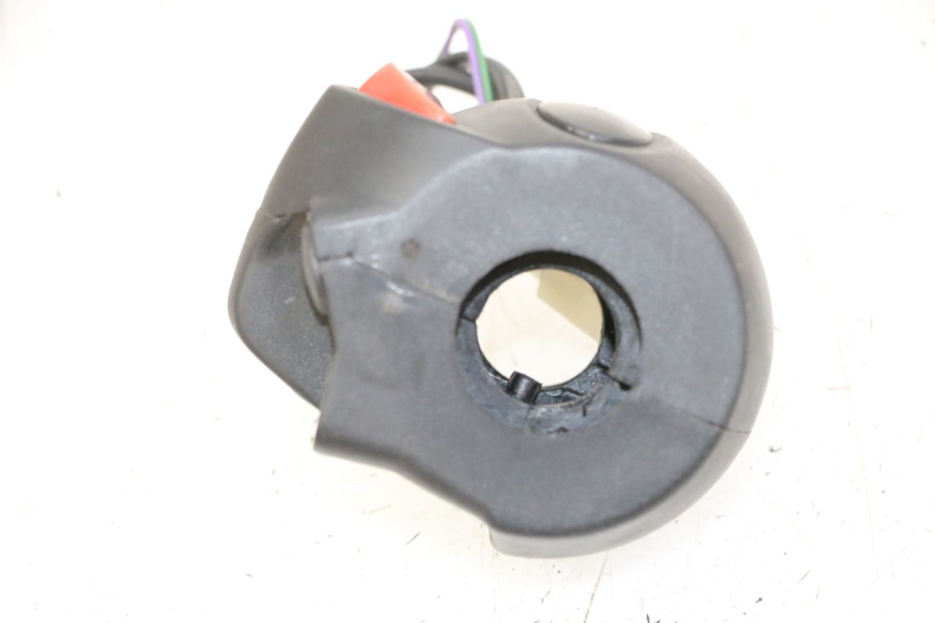 photo de INTERRUPTOR DERECHO PEUGEOT CITYSTAR 50 (2013 - 2017)