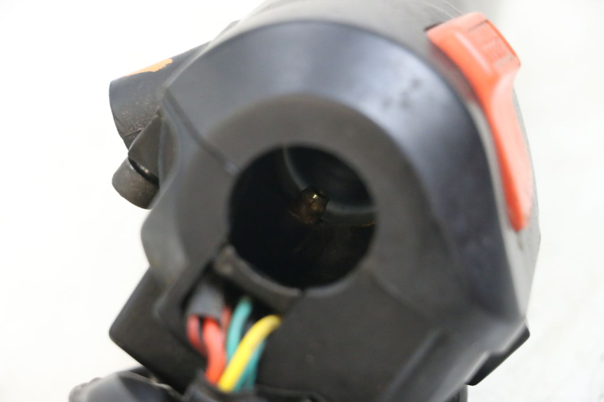 photo de CONMUTADOR DERECHA APRILIA CLASSIC 125 (1995 - 2001)