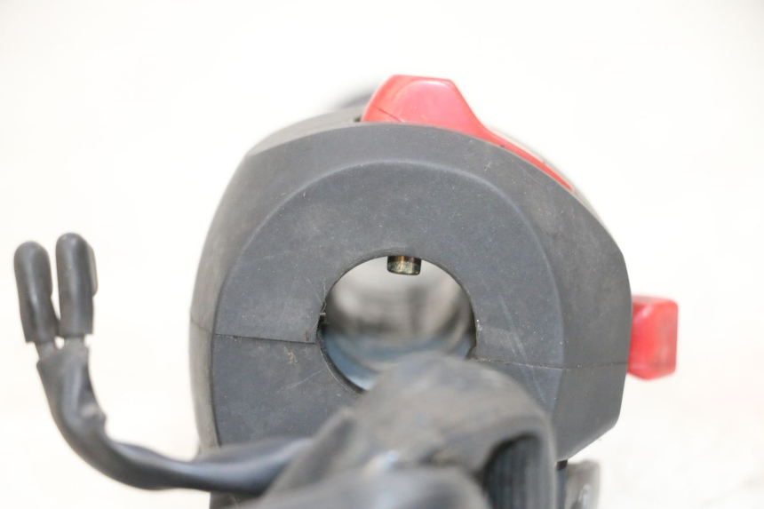 photo de CONMUTADOR DERECHA KSR CODE 125 (2018 - 2020) - Primer plano técnico