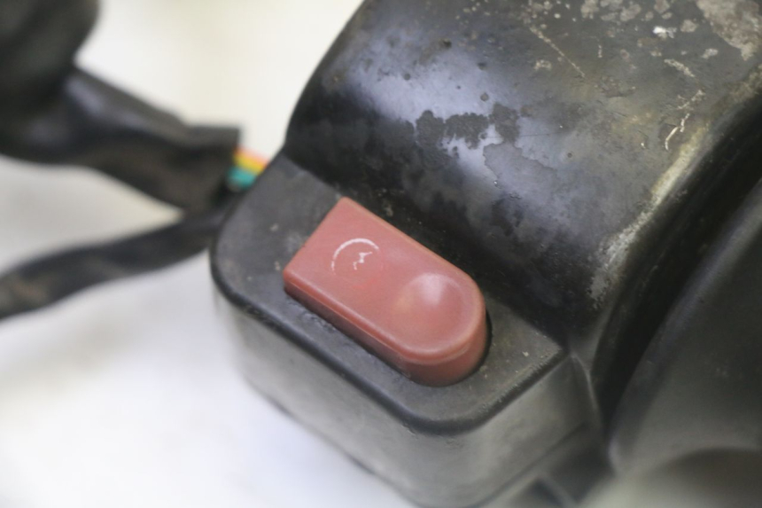 photo de INTERRUPTOR DERECHO SYM CROX 4T 50 (2016 - 2023)