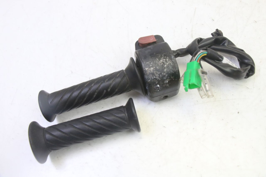 photo de INTERRUPTOR DERECHO SYM CROX 4T 50 (2016 - 2023)