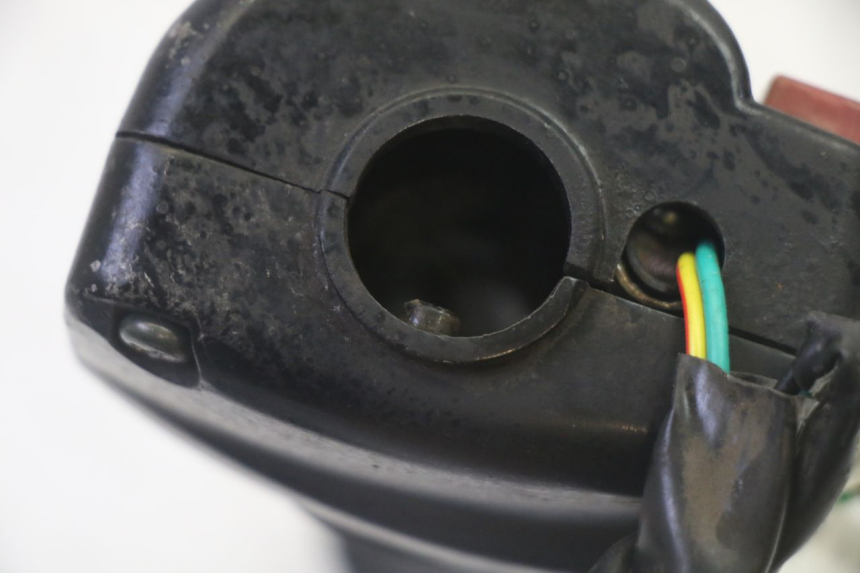 photo de INTERRUPTOR DERECHO SYM CROX 4T 50 (2016 - 2023)