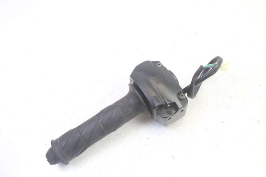 photo de INTERRUPTOR DERECHO LONGJIA DIGITA 4T 50 (2019 - 2022) - Vista general del producto