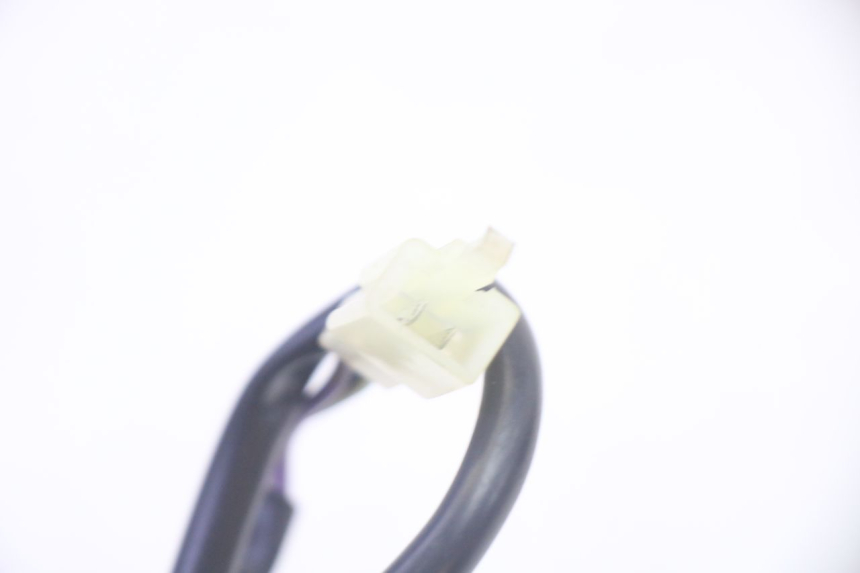 photo de INTERRUPTOR DERECHO LONGJIA DIGITA 4T 50 (2019 - 2022) - Estado de la superficie y material