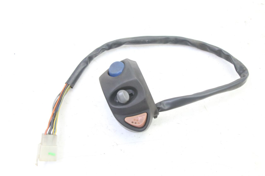 photo de INTERRUPTOR DERECHO PEUGEOT ELYSTAR 50 (2002 - 2014)