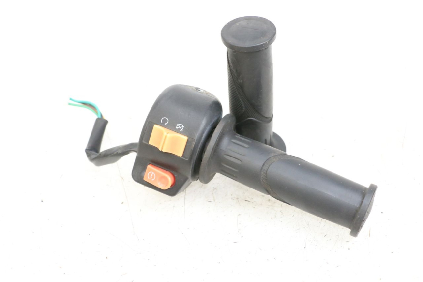 photo de INTERRUPTOR DERECHO JM MOTORS EVOLIS 4T 50 (2018 - 2022)