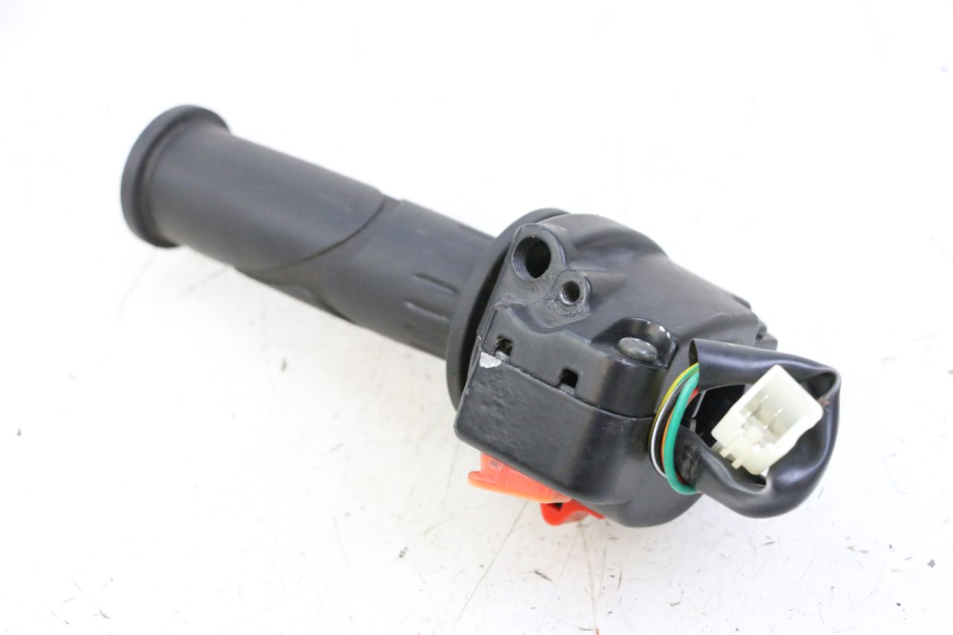 photo de INTERRUPTOR DERECHO JM MOTORS EVOLIS 4T 50 (2018 - 2022)