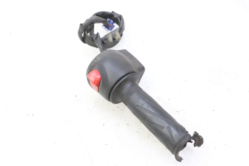 photo de CONMUTADOR DERECHA YAMAHA FZ6 N FAZER 600 (2004 - 2006)