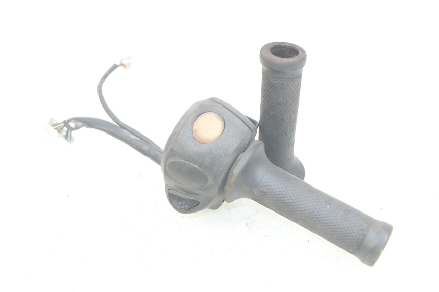 photo de INTERRUPTOR DERECHO GILERA NEXUS 125 (2007 - 2009)
