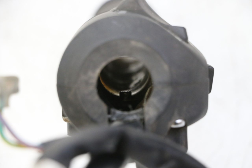 photo de CONMUTADOR DERECHA KYMCO GRAND DINK 125 (2008 - 2014)