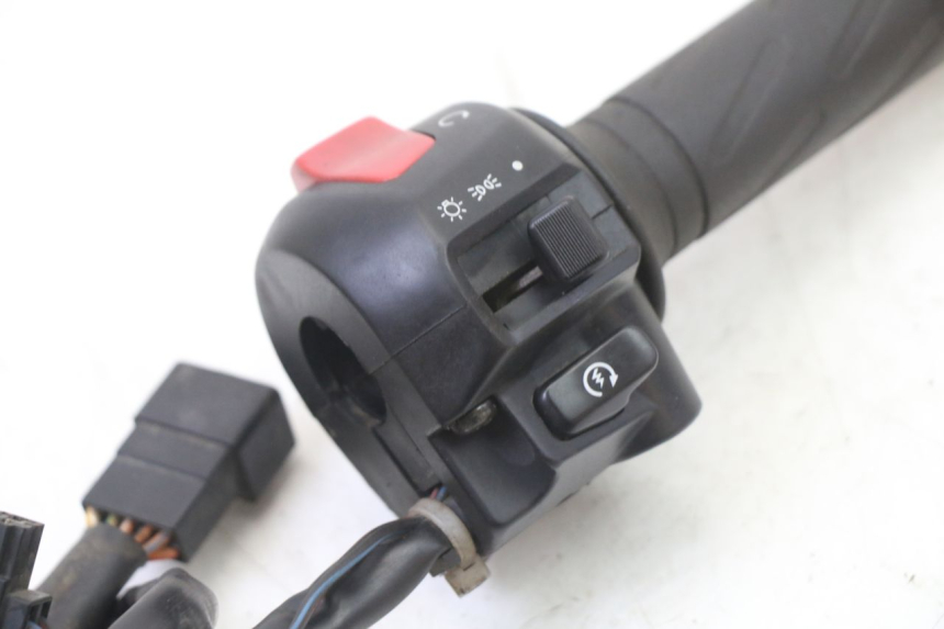 photo de COMANDO DERECHO SUZUKI GS GSE 500 (2001 - 2003)