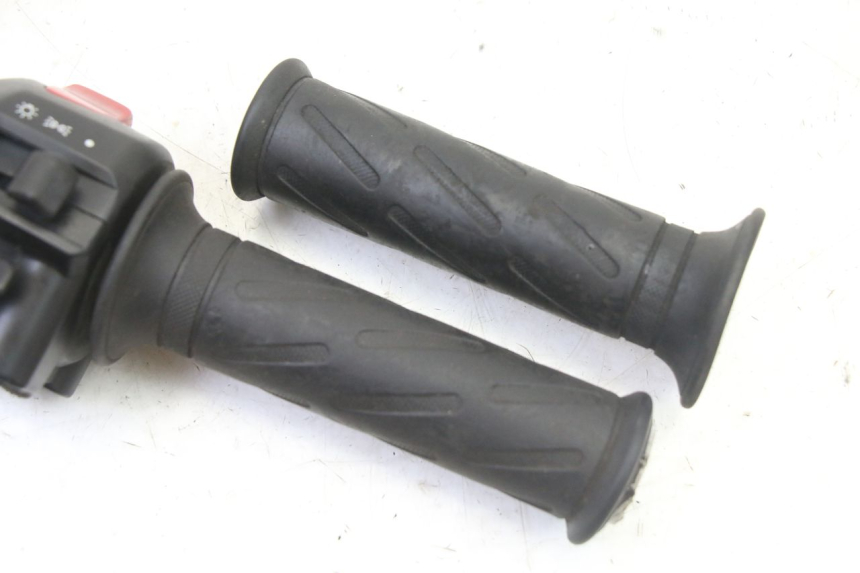 photo de COMANDO DERECHO SUZUKI GS GSE 500 (2001 - 2003)