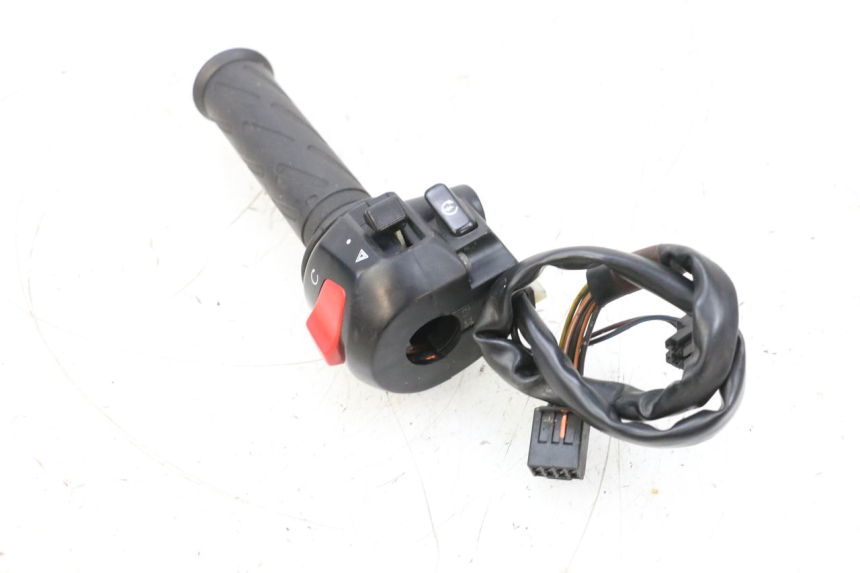 photo de CONMUTADOR DERECHA SUZUKI GSXR GSX-R 1000 (2003 - 2004) - Marcados y referencias originales