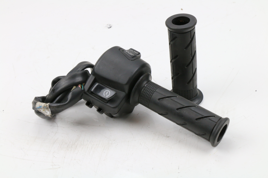 photo de CONMUTADOR DERECHA HONDA PCX (JF28) 125 (2009 - 2011)