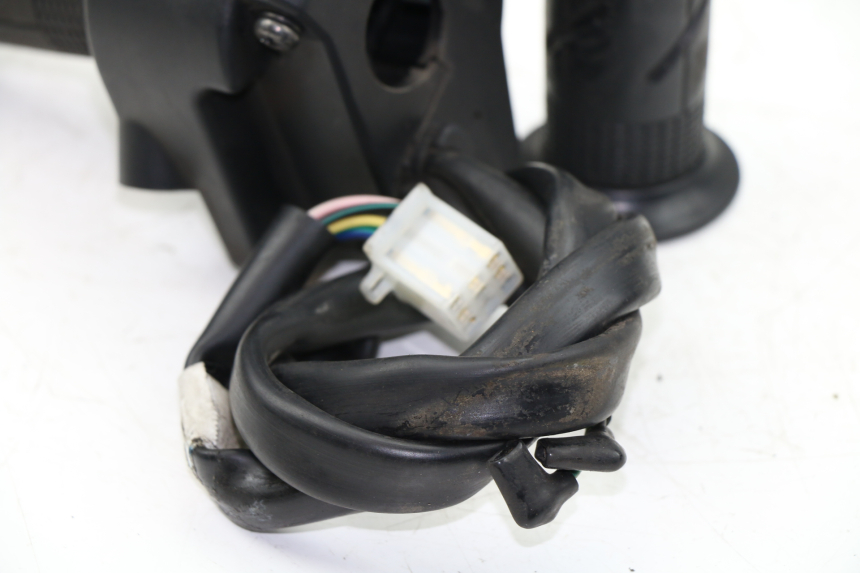 photo de CONMUTADOR DERECHA HONDA PCX (JF28) 125 (2009 - 2011)