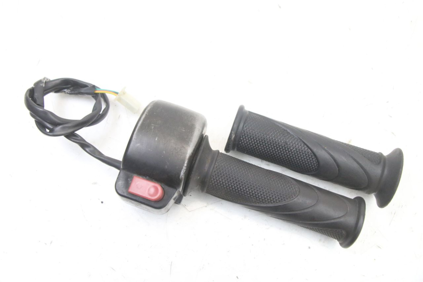 photo de INTERRUPTOR DERECHO SYM JET 14 4T 50 (2018 - 2022)