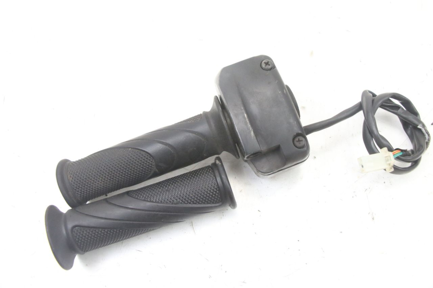 photo de INTERRUPTOR DERECHO SYM JET 14 4T 50 (2018 - 2022)