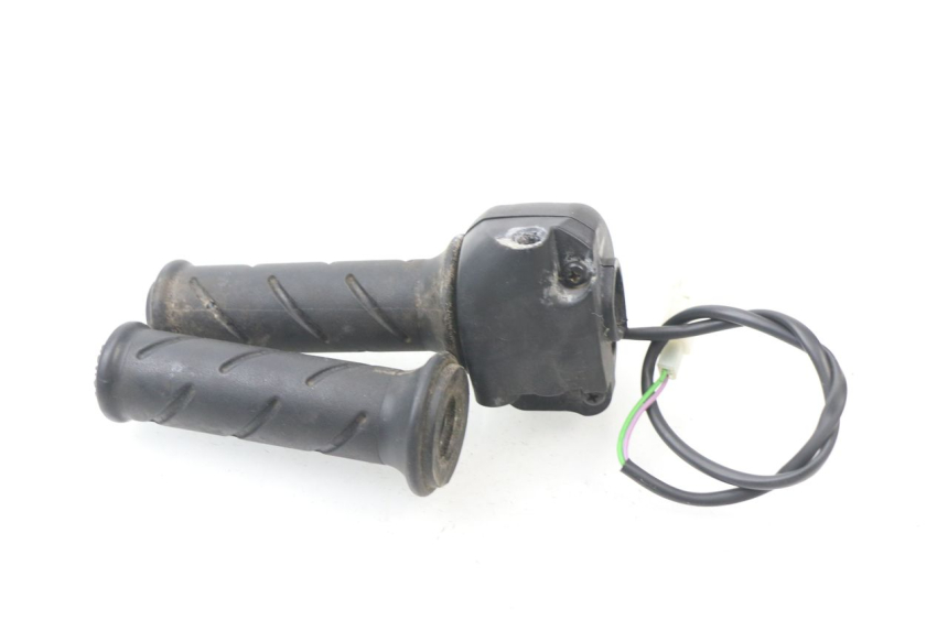 photo de CONMUTADOR DERECHA PEUGEOT JET FORCE CARBU 50 (2003 - 2016)