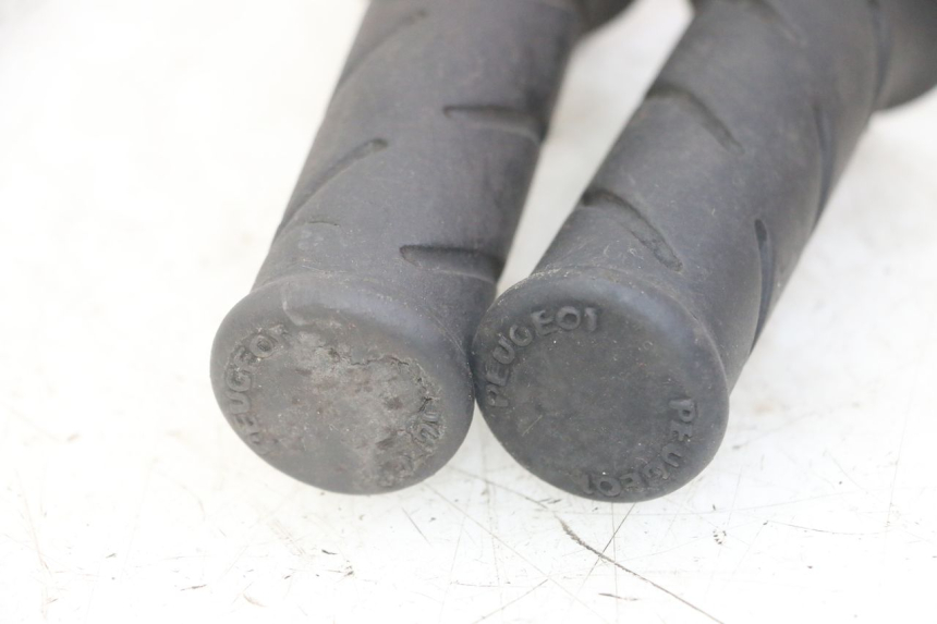 photo de CONMUTADOR DERECHA PEUGEOT JET FORCE CARBU 50 (2003 - 2016)