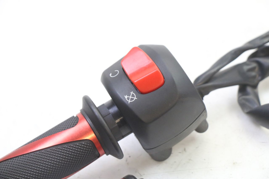 photo de CONMUTADOR DERECHA KIDEN KD125-G 125 (2018 - 2022)