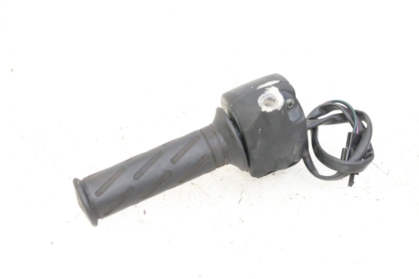 photo de INTERRUPTOR DERECHO PEUGEOT KISBEE 2T 50 (2010 - 2017)