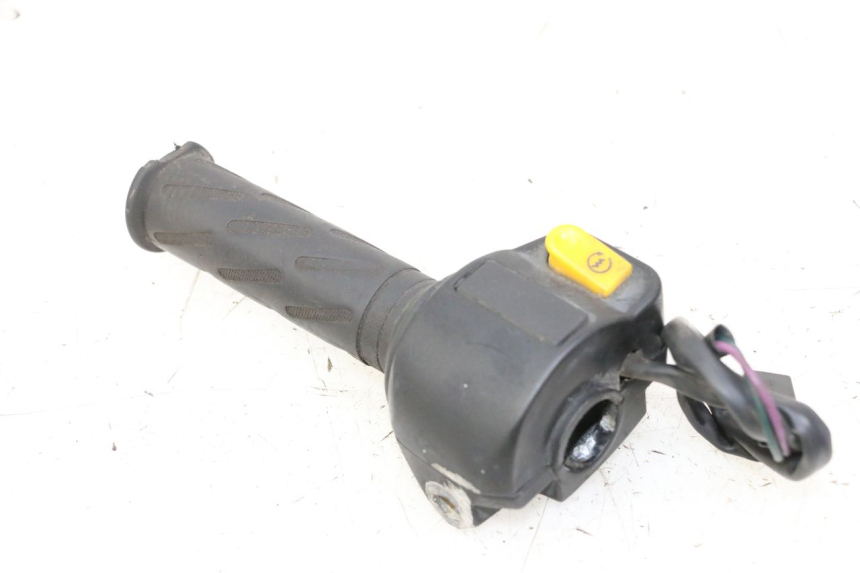 photo de INTERRUPTOR DERECHO PEUGEOT KISBEE 2T 50 (2010 - 2017)