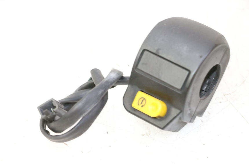 photo de INTERRUPTOR DERECHO PEUGEOT KISBEE 2T 50 (2010 - 2017)
