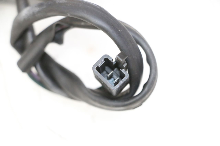 photo de INTERRUPTOR DERECHO PEUGEOT KISBEE 2T 50 (2010 - 2017)