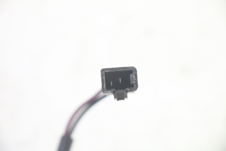 photo de INTERRUPTOR DERECHO PEUGEOT KISBEE 4T 50 (2010 - 2017) - Detalles de los puntos de fijación