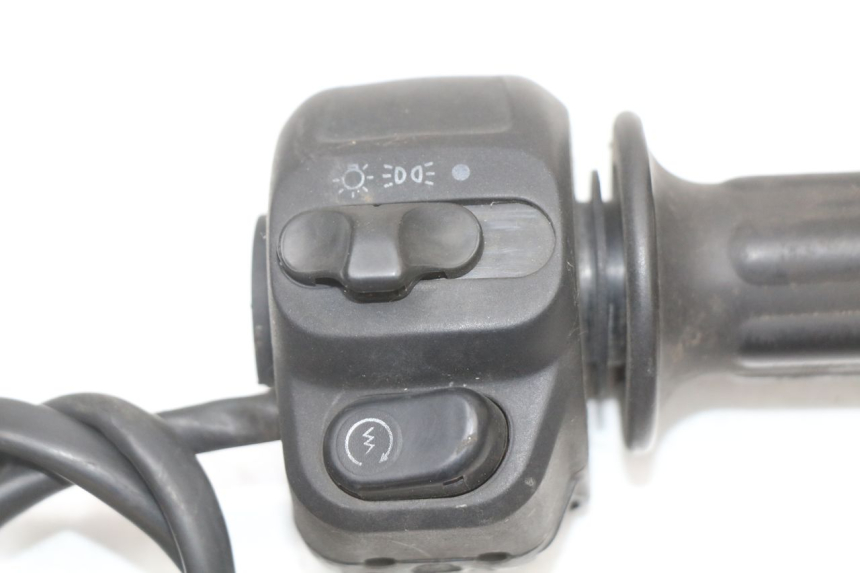photo de CONMUTADOR DERECHA RENAULT KOURANOS 125 (2001 - 2004)