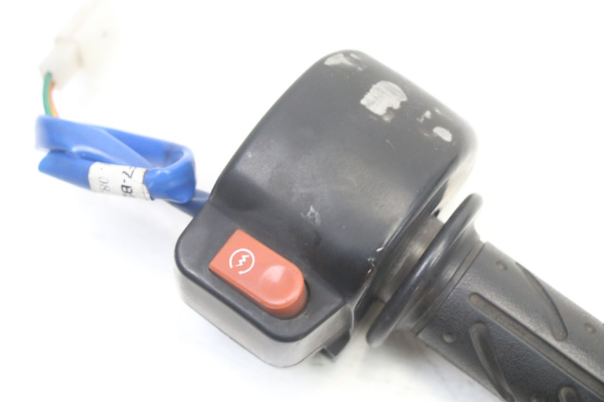 photo de INTERRUPTOR DERECHO KYMCO AGILITY 4T 50 (2018 - 2022)