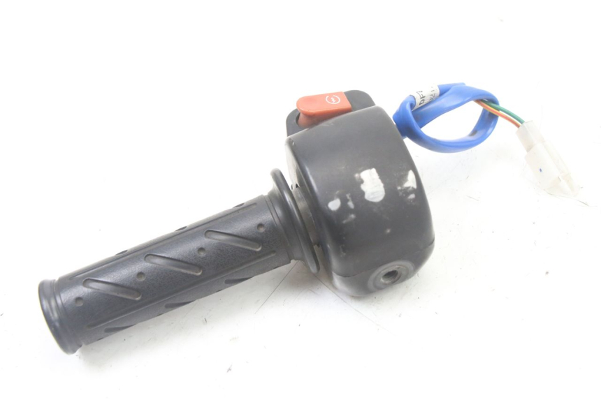 photo de INTERRUPTOR DERECHO KYMCO AGILITY 4T 50 (2018 - 2022)