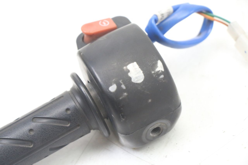 photo de INTERRUPTOR DERECHO KYMCO AGILITY 4T 50 (2018 - 2022)
