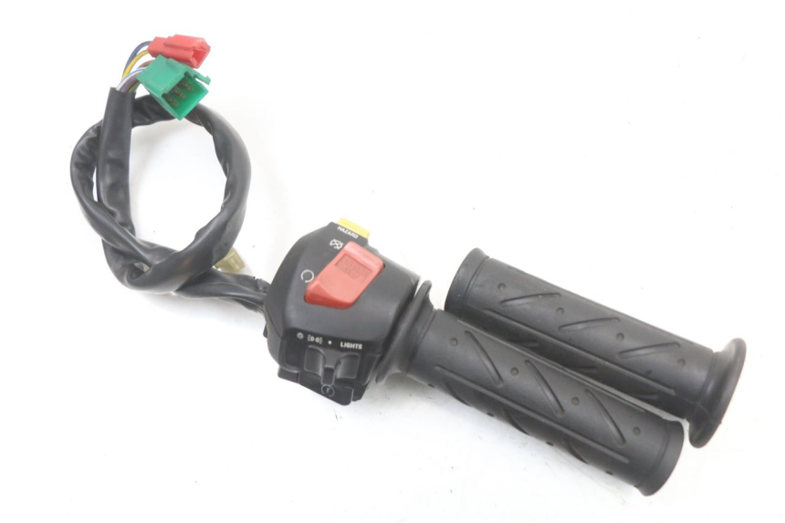 photo de CONMUTADOR DERECHA KYMCO XCITING 250 (2006 - 2009)